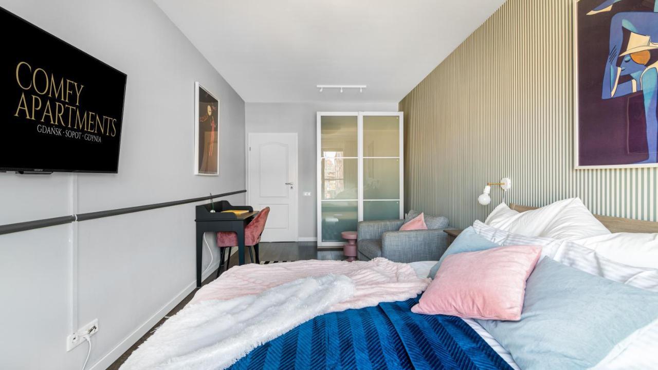 Waterlane W Oknami Na Rzeke - Marina View - Comfy Apartments 格但斯克 外观 照片